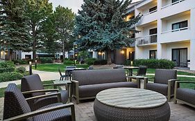 Courtyard By Marriott Boulder